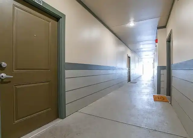 Property at La Mariposa Apartments - 2930 Plum Creek Ln, Houston, TX, 77087, 1 bed, 1 bath, [object Object]