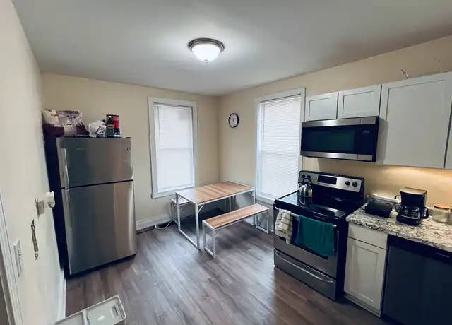 Property at 8 Pratt St Unit 1, Allston, MA, 02134, 6 beds, 2 baths, [object Object]