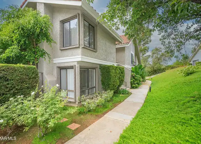 Property at 925 Thistlegate Rd, Oak Park, CA, 91377, 3 beds, 3 baths, [object Object]