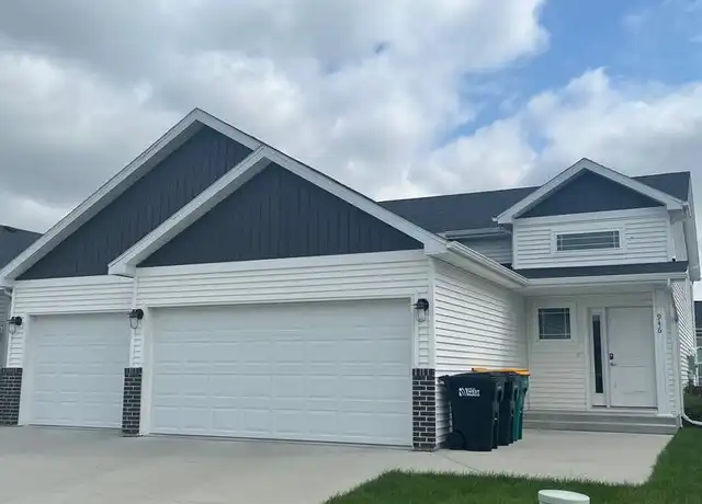 Property at 946 Albert Dr W, West Fargo, ND, 58078, 4 beds, 3 baths, [object Object]