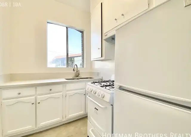 Property at 1327 Magnolia Ave Unit 208A, Los Angeles, CA, 90006, 0 beds, 1 bath, [object Object]