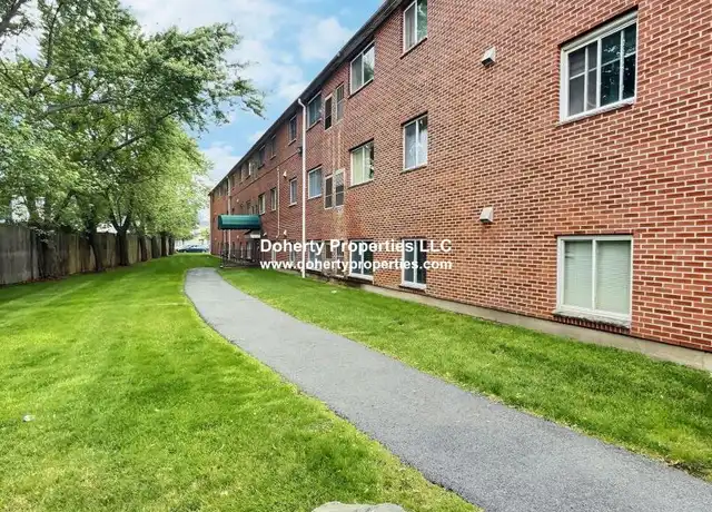 Property at 35 Prospect St, Woburn, MA, 01801, 1 bed, 1 bath, [object Object]