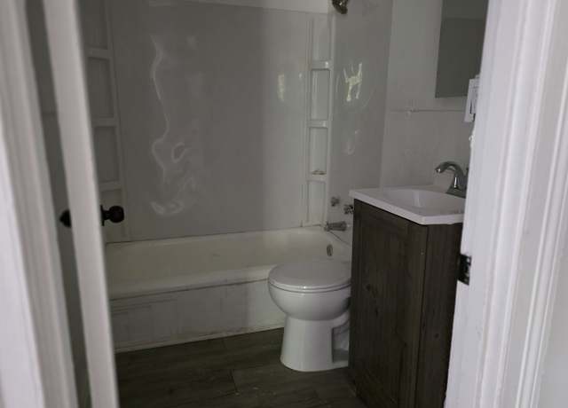 Photo of 17104 Wentworth Ave Unit 5, Lansing, IL 60438
