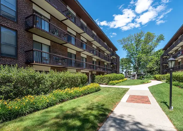 Photo of 1 Canton Rd, Quincy, MA 02171