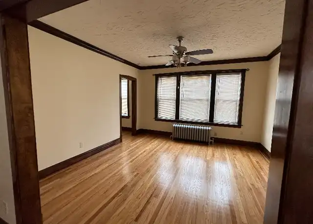 Property at 4258 W Thomas St Unit 2F, Chicago, IL, 60651, 2 beds, 1 bath, [object Object]