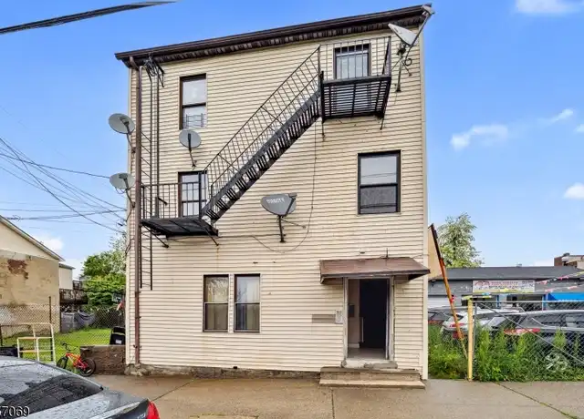 Property at 83 Jersey St Unit 1A, Paterson, NJ, 07501, 2 beds, 1 bath, [object Object]