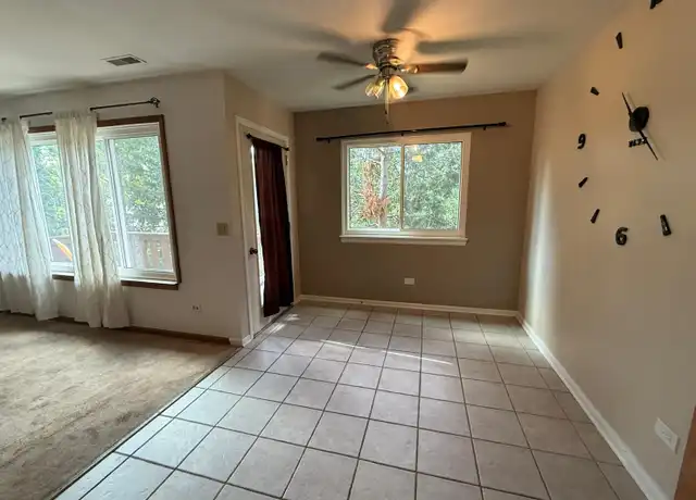 Property at 320 Newport Ln Unit A2, Bartlett, IL, 60103, 2 beds, 2 baths, [object Object]