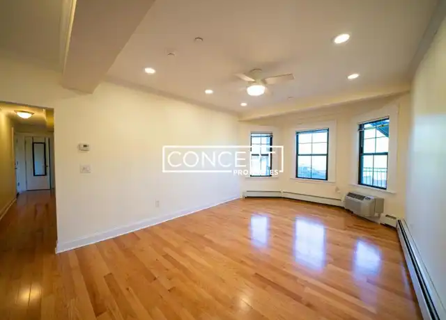 Property at 219 Commonwealth Ave, Chestnut Hill, MA, 02467, 2 beds, 1 bath, [object Object]