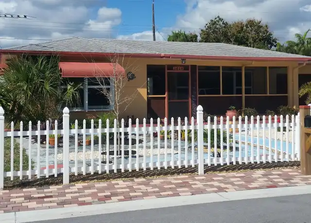 Property at 1419 N M St, Lake Worth Beach, FL, 33460, 2 beds, 2 baths, [object Object]