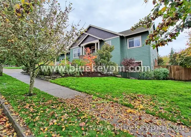 Property at 13630 SE Portland View Pl, Happy Valley, OR, 97086, 4 beds, 3 baths, [object Object]
