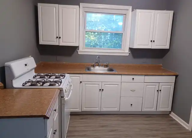 Property at 2609 S Robinson St, Philadelphia, PA, 19142, 3 beds, 1 bath, [object Object]