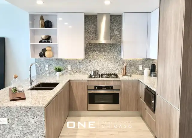 Property at 1132 N Wells St Unit 2, Chicago, IL, 60610, 1 bed, 1 bath, [object Object]