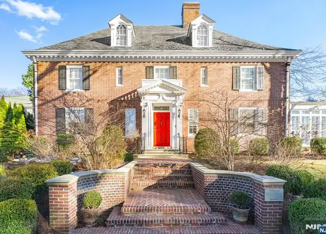 Property at 655-661 Lake St, Newark, NJ, 07104, 6 beds, 4.5 baths, [object Object]