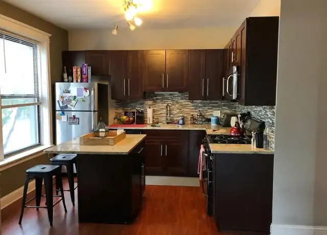 Property at 5454 N Broadway, Chicago, IL, 60640, 2 beds, 1 bath, [object Object]