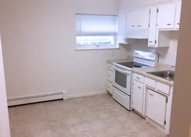Property at 12-14 Arbor Hill Dr Unit 1, Pleasant Valley, NY, 12569, 2 beds, 1 bath, [object Object]