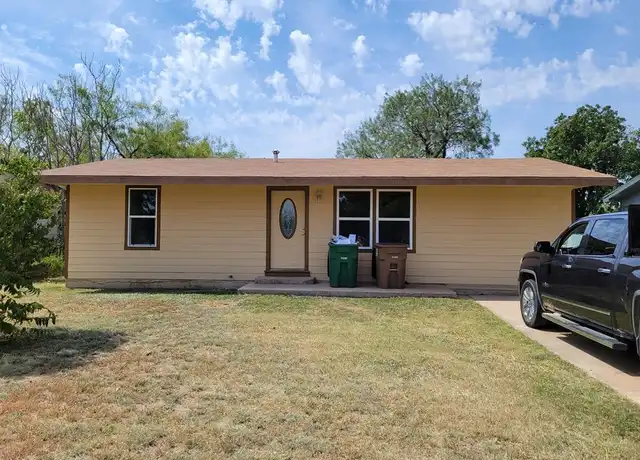 Property at 1111 Woodruff St, San Angelo, TX, 76905, 3 beds, 1 bath, [object Object]