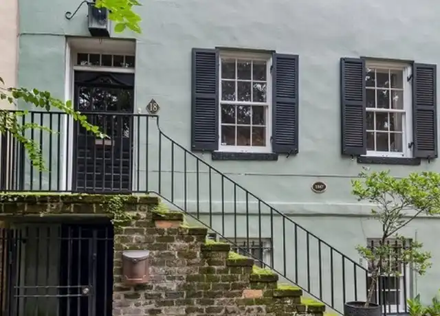 Property at 18 E Jones St, Savannah, GA, 31401, 1 bed, 1 bath, [object Object]