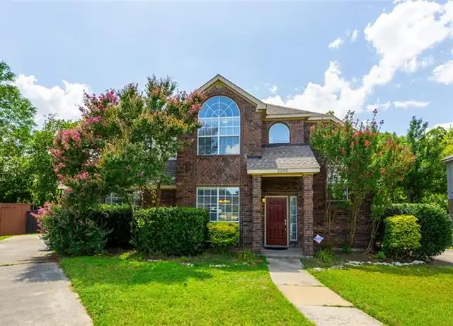 Property at 2205 Norwich Pl, Carrollton, TX, 75006, 3 beds, 2.5 baths, [object Object]