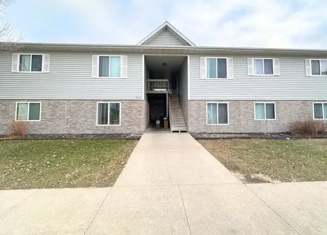 Property at 100 12th St SW Unit 104-4, Spencer, IA, 51301, 3 beds, 1.5 baths, [object Object]
