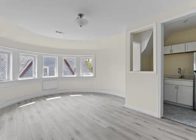 Property at 72 S Main St Unit 3A, Wallingford, CT, 06492, 1 bed, 1 bath, [object Object]