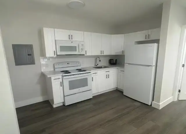 Property at 140-142 SW 21st Ave, Miami, FL, 33135, 1 bed, 1 bath, [object Object]