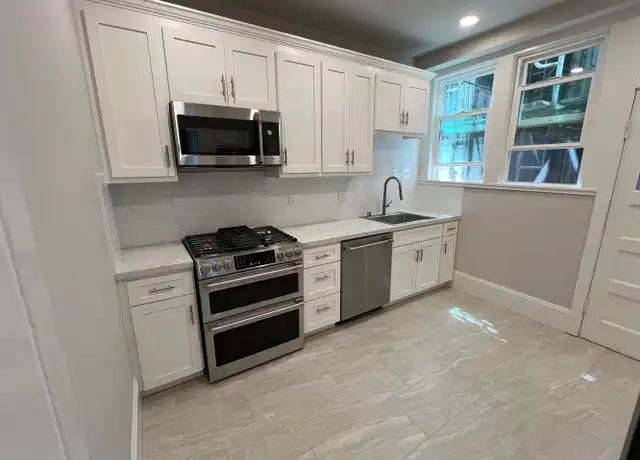 Property at 2100 Jones St Unit 4, San Francisco, CA, 94133, 2 beds, 1 bath, [object Object]