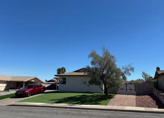 Property at 409 Daffodil Dr, Henderson, NV, 89015, 3 beds, 2 baths, [object Object]