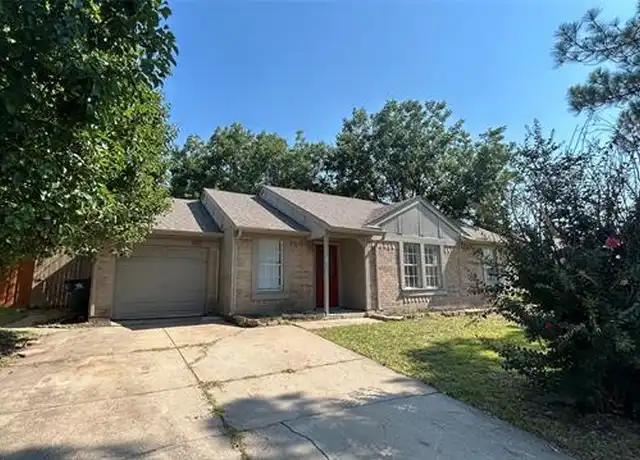 Property at 807 Cavalier Dr, Arlington, TX, 76017, 3 beds, 1 bath, [object Object]