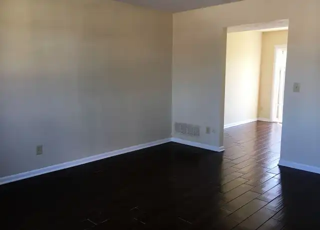 Property at 1445 Elmore Ave, Columbus, OH, 43224, 2 beds, 1 bath, [object Object]