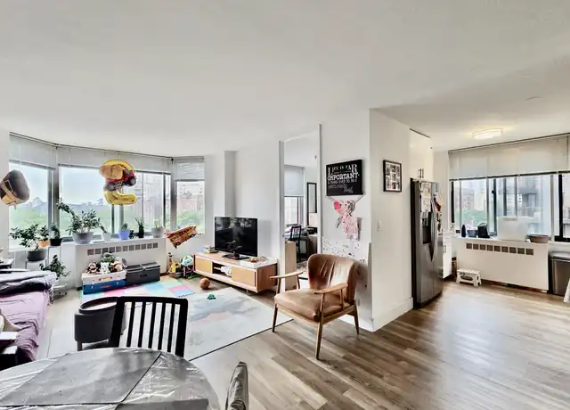 Property at 1735 York Ave Unit 5C, New York, NY, 10128, 3 beds, 2 baths, [object Object]