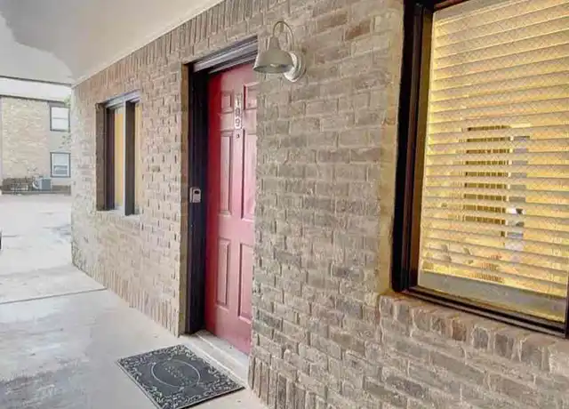 Property at 1214 Baylor Ave, Waco, TX, 76706, 2 beds, 2 baths, [object Object]