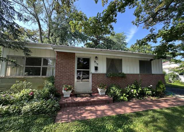 Photo of 915 Northbrook Ave, Northbrook, IL 60062