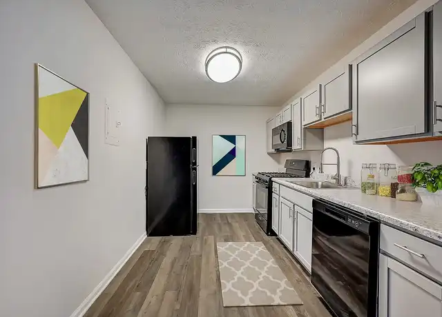 Property at Clear Point Gardens - 1699 Shanley Dr, Columbus, OH, 43224, 1-2 bed, 1 bath, [object Object]