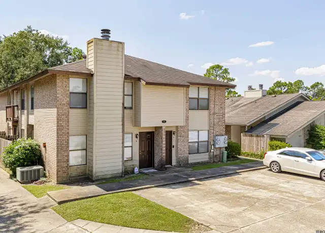 Property at 8061 Pennth Ave Unit B, Baton Rouge, LA, 70809, 2 beds, 2.5 baths, [object Object]