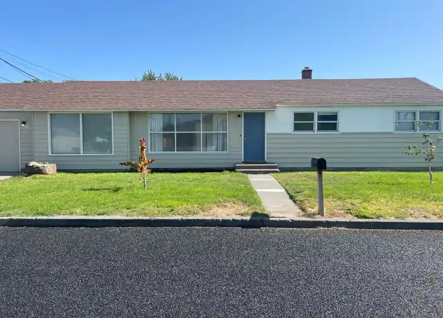 Property at 706 1st Ave SE, Ephrata, WA, 98823, 4 beds, 2 baths, [object Object]