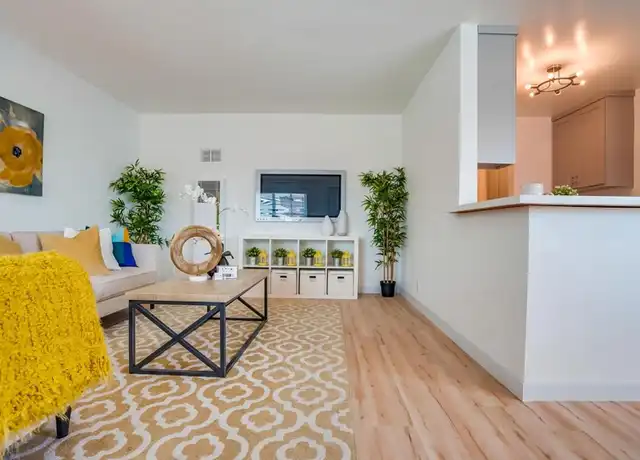 Property at 359 E Esther St Unit 04, Long Beach, CA, 90813, 1 bed, 1 bath, [object Object]