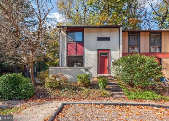 Property at 2281 Emerald Heights Ct, Reston, VA, 20191, 3 beds, 2.5 baths, [object Object]