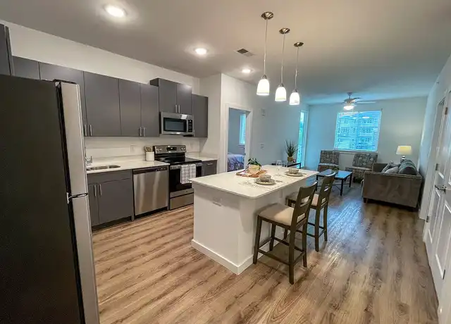 Property at The Alston - 6800 White Horse Rd, Greenville, SC, 29611, 1 bed, 1 bath, [object Object]