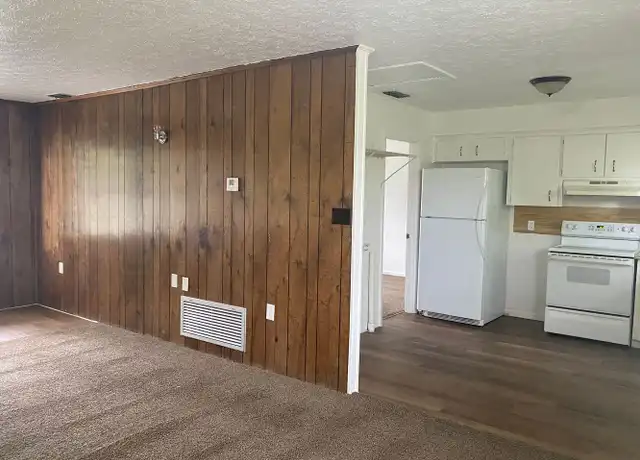 Property at 703 Boyd Ct, Lakeland, FL, 33809, 1 bed, 1 bath, [object Object]