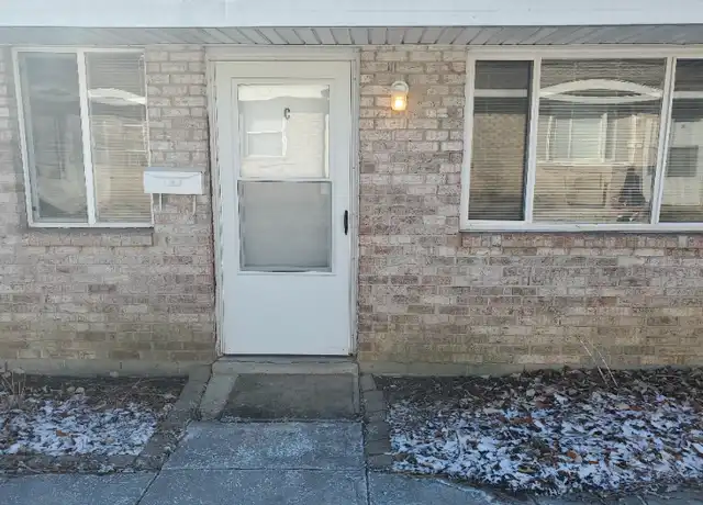 Property at 2846 Joyce Ave Apt C, Columbus, OH, 43211, 2 beds, 1 bath, [object Object]