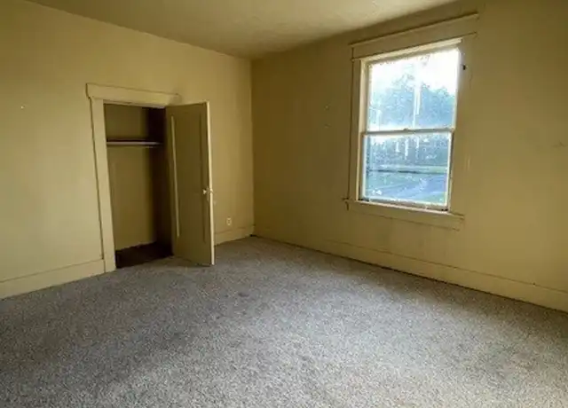 Property at 1301 S Walnut St Unit D, Hopkinsville, KY, 42240, 1 bed, 1 bath, [object Object]