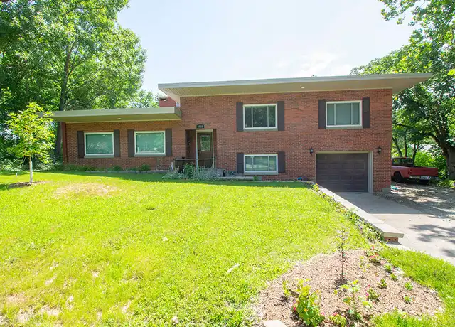 Property at 1010 S Eastwood Cir, Columbia, MO, 65201, 4 beds, 2 baths, [object Object]