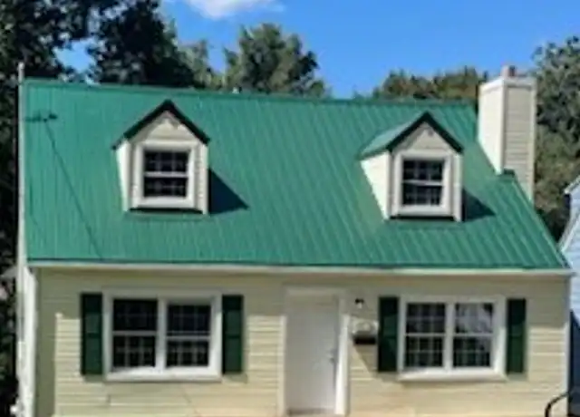 Property at 608A Montrose Dr, South Charleston, WV, 25303, 5 beds, 1.5 baths, [object Object]