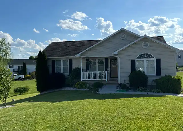 Property at 123 S Foxhall Ln, Weyers Cave, VA, 24486, 2 beds, 1 bath, [object Object]