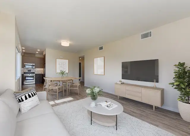 Photo of 200 Greenbriar Cir, Petaluma, CA 94954