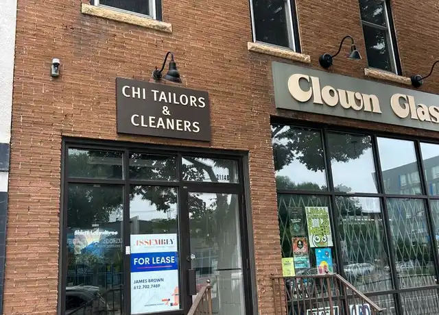 Property at 2126 Lyndale Ave S Unit 2, Minneapolis, MN, 55405, 2 beds, 1 bath, [object Object]