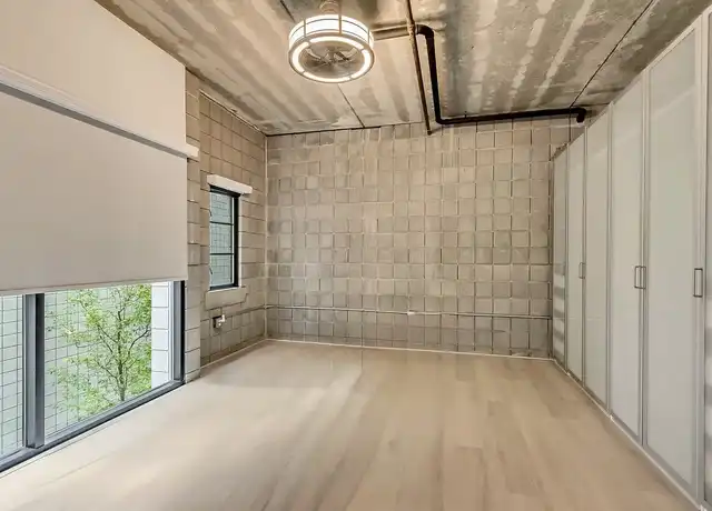 Property at 360 W 300 S #233, Salt Lake City, UT, 84101, 1 bed, 1 bath, [object Object]
