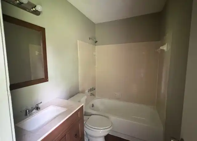 Property at 3268 Ridgemont Rd, Memphis, TN, 38128, 3 beds, 2 baths, [object Object]