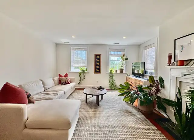Property at 89 Church St Unit 3, Charleston, SC, 29401, 1 bed, 1 bath, [object Object]
