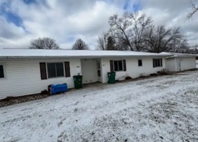 Property at 1025 E End Ave Unit 1027, Evansdale, IA, 50707, 2 beds, 1 bath, [object Object]